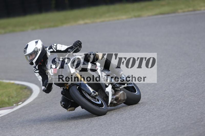/18 05.06.2026  TZ Motorsport ADR/Gruppe rot/77